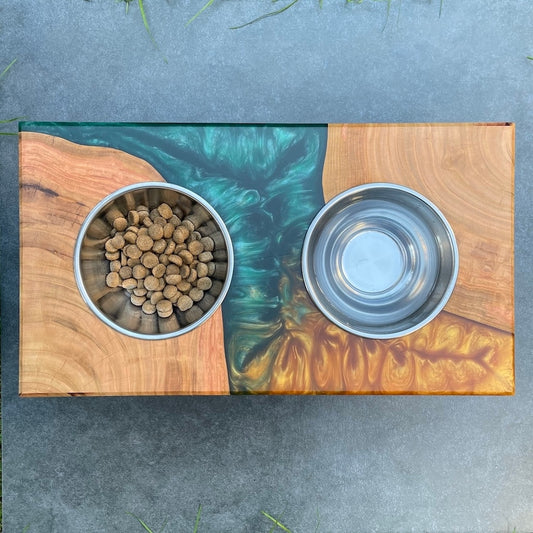 Olive Whisper Resin Pet Feeder