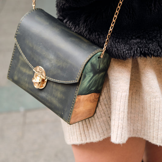 ResinWood Elegance Clutch