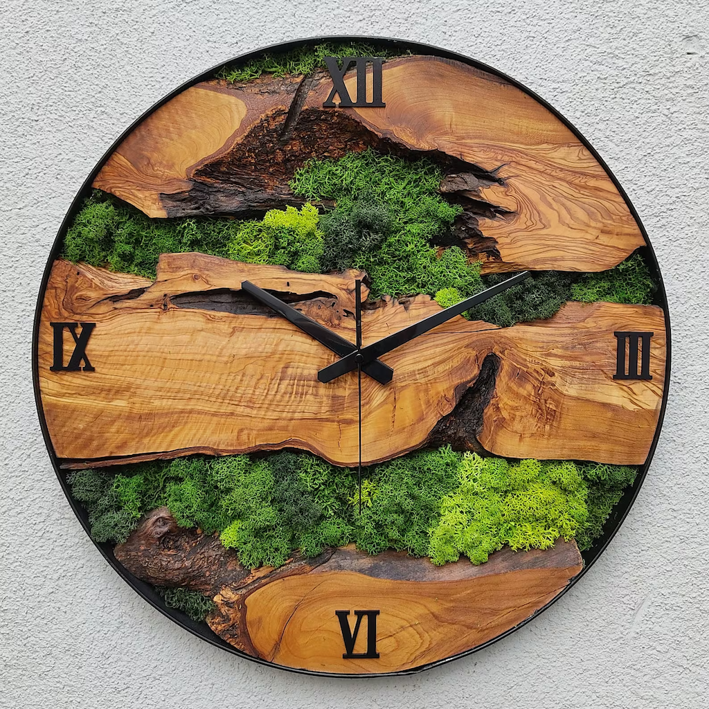 Mossy Timber Timepiece